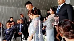 Momen Sakral di Manado: Andrei Angouw Catat Pernikahan Putra Gubernur Sulut