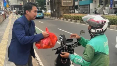 Konsisten Berbagi, Insan BRILiaN BRI BO Panglima Polim Sukses Gelar Jumat Berkah dan Bagi Paket Sembako