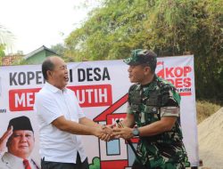 Peletakan Batu Pertama Pembangunan KDKMP Tokoh Masyarakat Haji Iwan Ridwan Ikut Wujudkan Asta Cita di Desa Sumbereja