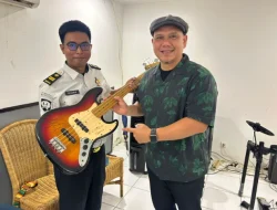 Fadly Padi Reborn Dukung Pembentukan Personil Band di Lapas Kelas I Makassar