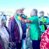 Kaya Nilai Budaya: Rombongan Pejabat Sulsel Terima Penghormatan Adat di Bandara Rendani