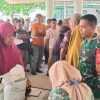 Babinsa Koramil 01/Tambun Turun Langsung Kawal Kegiatan yang Diserbu Ribuan Warga