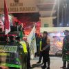 Semarak Tahun Baru Islam 1448 Hijriah, Babinsa Kawal Pawai Obor Meriahkan Desa Sukabudi