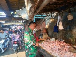 Demi Masyarakat, Babinsa Kedungwaringin Turun Langsung Cek Ketersediaan Bahan Pokok