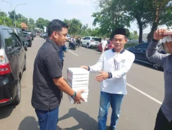 Senyum Jemaah dan Pekerja Harian Sambut Aksi Jumat Berkah BRI BO Cibinong